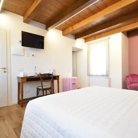 Residenza Vesentini Πανσιόν